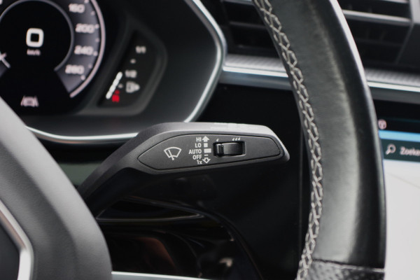 Audi Q3 Sportback 45 TFSI e 245 PK S-Line Edition PHEV, Schuif-Kanteldak, Cruise Control, Carplay, LED Koplampen