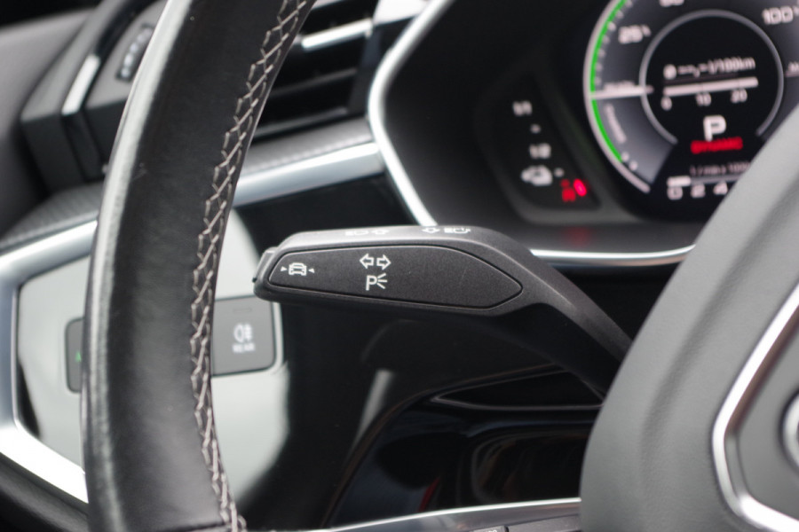 Audi Q3 Sportback 45 TFSI e 245 PK S-Line Edition PHEV, Schuif-Kanteldak, Cruise Control, Carplay, LED Koplampen