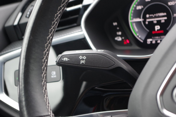 Audi Q3 Sportback 45 TFSI e 245 PK S-Line Edition PHEV, Schuif-Kanteldak, Cruise Control, Carplay, LED Koplampen