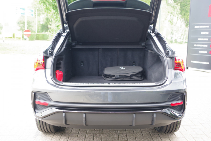 Audi Q3 Sportback 45 TFSI e 245 PK S-Line Edition PHEV, Schuif-Kanteldak, Cruise Control, Carplay, LED Koplampen