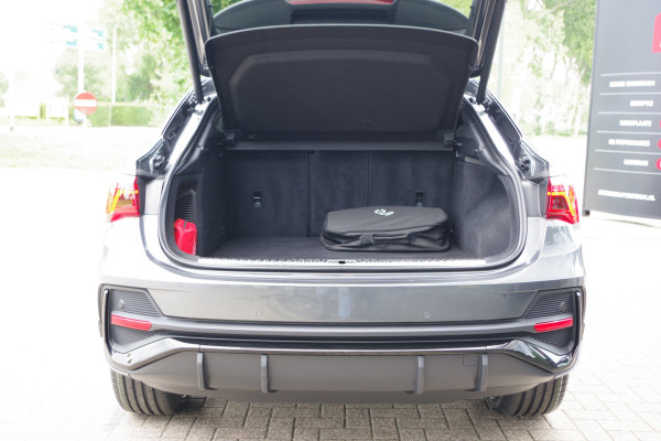 Audi Q3 Sportback 45 TFSI e 245 PK S-Line Edition PHEV, Schuif-Kanteldak, Cruise Control, Carplay, LED Koplampen