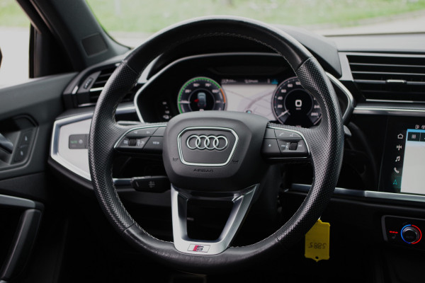 Audi Q3 Sportback 45 TFSI e 245 PK S-Line Edition PHEV, Schuif-Kanteldak, Cruise Control, Carplay, LED Koplampen