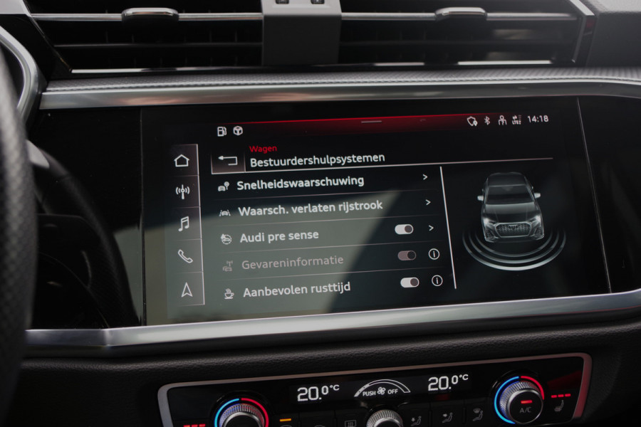 Audi Q3 Sportback 45 TFSI e 245 PK S-Line Edition PHEV, Schuif-Kanteldak, Cruise Control, Carplay, LED Koplampen