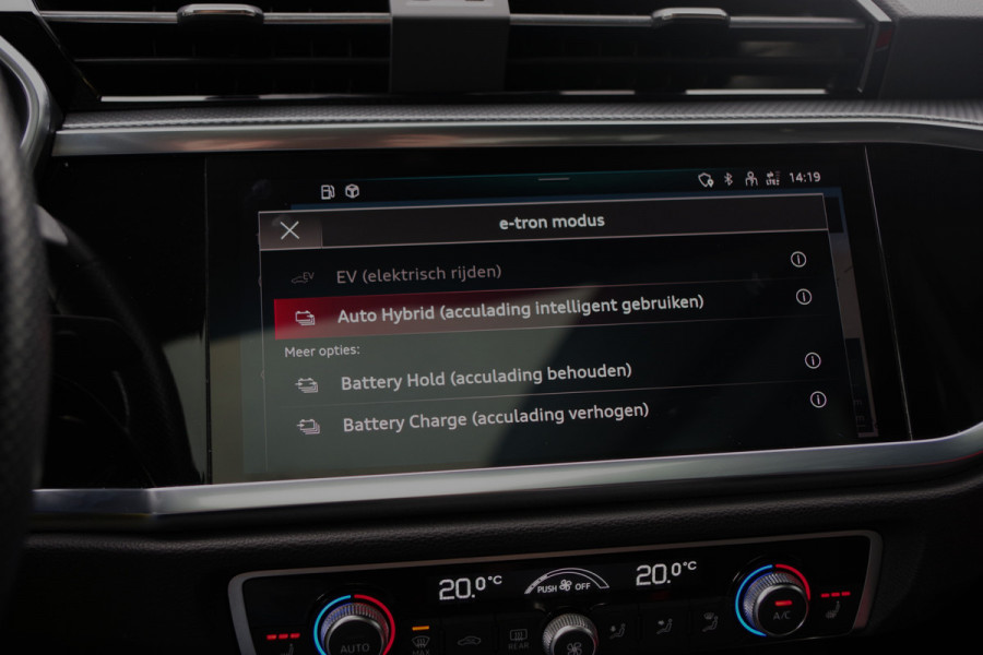 Audi Q3 Sportback 45 TFSI e 245 PK S-Line Edition PHEV, Schuif-Kanteldak, Cruise Control, Carplay, LED Koplampen