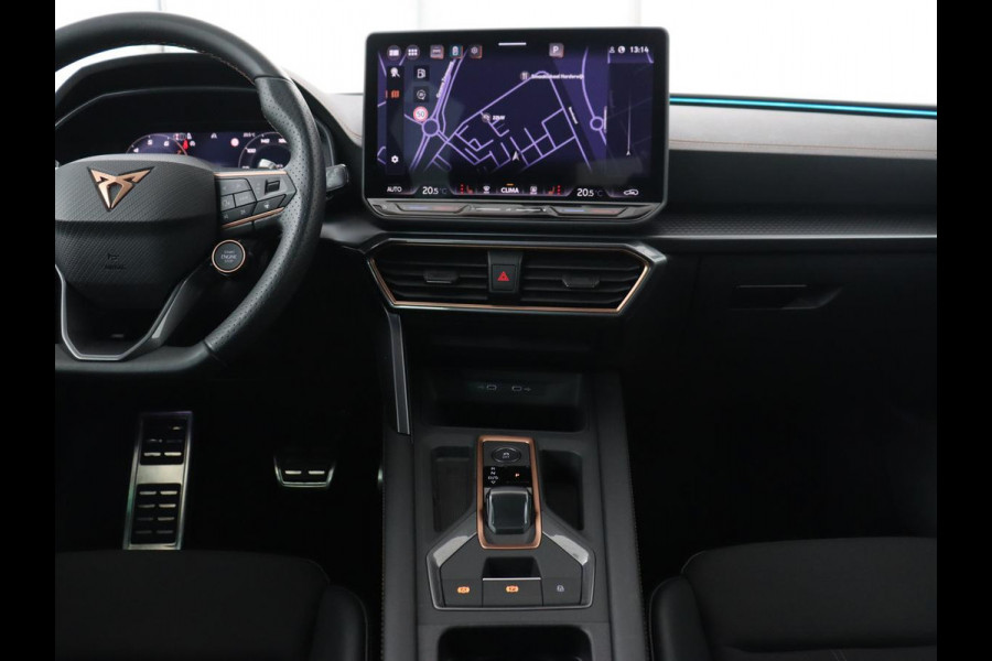 CUPRA Leon 1.5 TSI e-Hybrid | Stoel & stuurverwarming | Camera | Adaptive cruise | Carplay | Sportstoelen | Park Assist | Sfeerverlichting | Keyless | PHEV