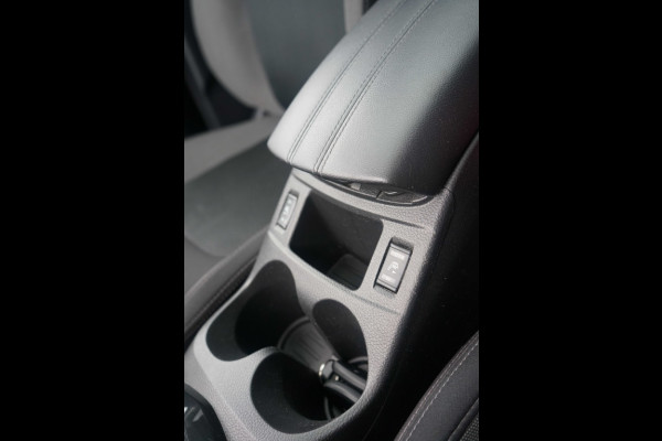 Nissan QASHQAI 1.3 DIG-T 160PK N-Connecta Automaat/Pano/360