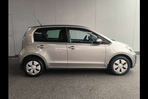 Volkswagen up! 1.0 Rijklaar + 12 maanden Bovag-garantie Henk Jongen Auto's in Helmond,  al 50 jaar service zoals 't hoort!