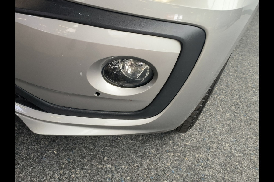 Volkswagen up! 1.0 Rijklaar + 12 maanden Bovag-garantie Henk Jongen Auto's in Helmond,  al 50 jaar service zoals 't hoort!