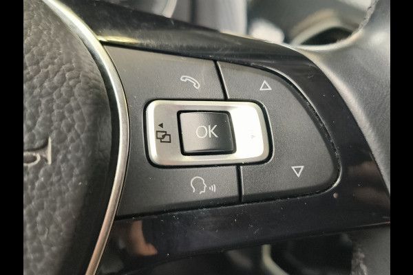 Volkswagen up! 1.0 Rijklaar + 12 maanden Bovag-garantie Henk Jongen Auto's in Helmond,  al 50 jaar service zoals 't hoort!