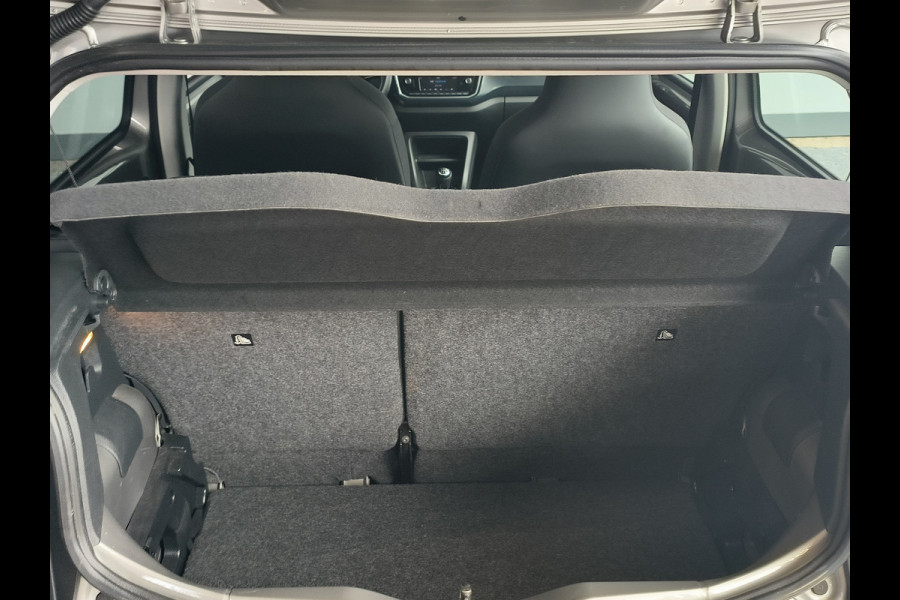 Volkswagen up! 1.0 Rijklaar + 12 maanden Bovag-garantie Henk Jongen Auto's in Helmond,  al 50 jaar service zoals 't hoort!