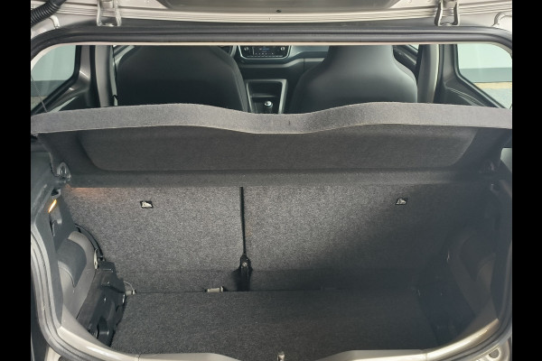 Volkswagen up! 1.0 Rijklaar + 12 maanden Bovag-garantie Henk Jongen Auto's in Helmond,  al 50 jaar service zoals 't hoort!