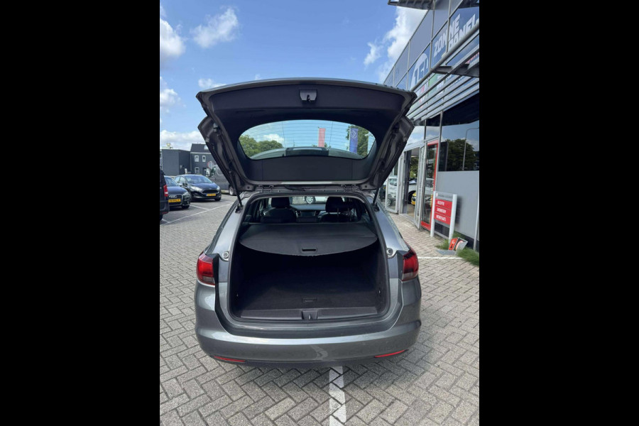 Opel Astra Sports Tourer 1.2 Business Edition