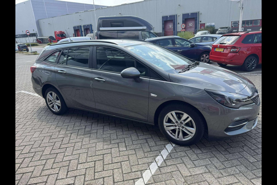 Opel Astra Sports Tourer 1.2 Business Edition