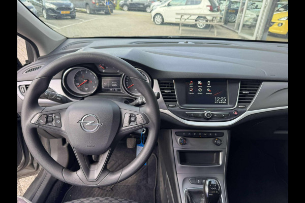 Opel Astra Sports Tourer 1.2 Business Edition