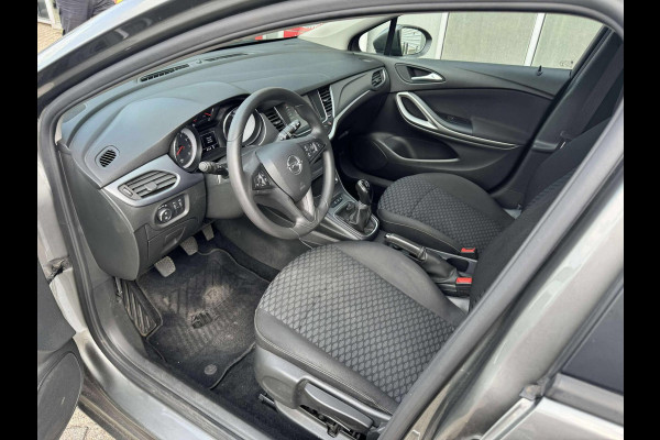 Opel Astra Sports Tourer 1.2 Business Edition