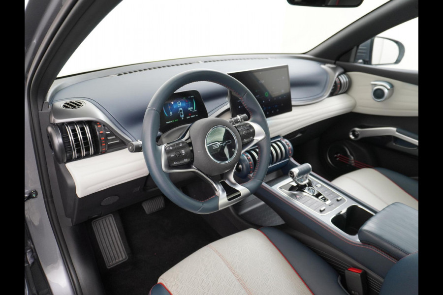 BYD ATTO 3 Design COMFORT | RIJKLAAR INCL. FABR. GARANTIE T/M 2029 | AANDRIJFLIJN EN ACCU ZELFS T/M 2031