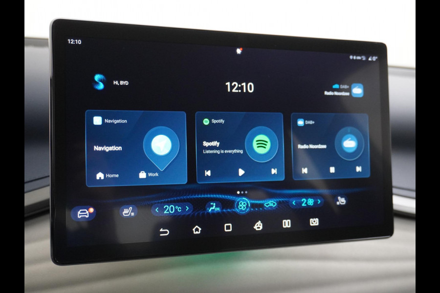 BYD ATTO 3 Design COMFORT | RIJKLAAR INCL. FABR. GARANTIE T/M 2029 | AANDRIJFLIJN EN ACCU ZELFS T/M 2031