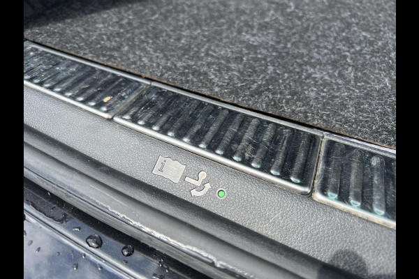 Škoda Superb Combi 1.4 TSI iV Sportline Business PHEV | PLUG-IN HYBRIDE | ADD CRUISE | STOEL/ STUURVERWARMING | ELEK. TREKHAAK | 360 CAMERA| ACHTERBANK VERWARMD| TREKHAAK | BOM VOL OPTIES | RIJKLAAR GELEVERD MET 12 MND BOVAG GARANTIE |