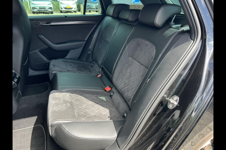 Škoda Superb Combi 1.4 TSI iV Sportline Business PHEV | PLUG-IN HYBRIDE | ADD CRUISE | STOEL/ STUURVERWARMING | ELEK. TREKHAAK | 360 CAMERA| ACHTERBANK VERWARMD| TREKHAAK | BOM VOL OPTIES | RIJKLAAR GELEVERD MET 12 MND BOVAG GARANTIE |