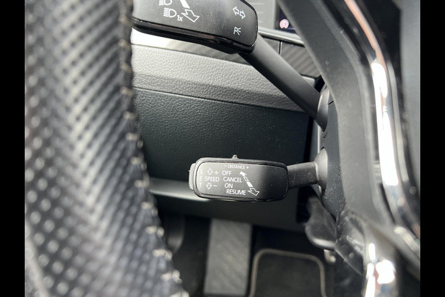 Škoda Superb Combi 1.4 TSI iV Sportline Business PHEV | PLUG-IN HYBRIDE | ADD CRUISE | STOEL/ STUURVERWARMING | ELEK. TREKHAAK | 360 CAMERA| ACHTERBANK VERWARMD| TREKHAAK | BOM VOL OPTIES | RIJKLAAR GELEVERD MET 12 MND BOVAG GARANTIE |