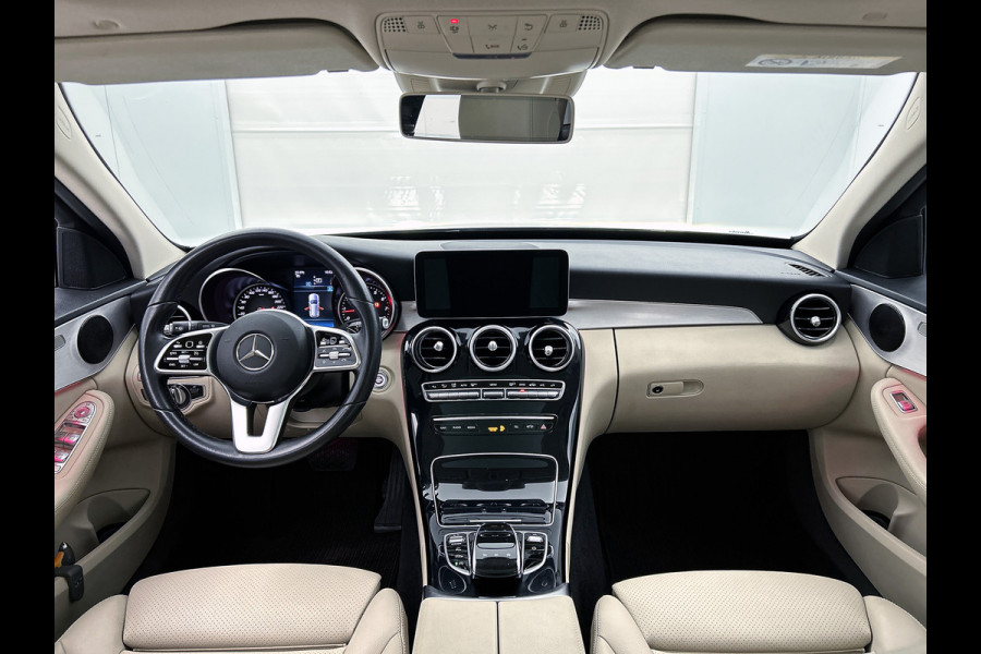 Mercedes-Benz C-Klasse Estate 180 Business Solution Avantgarde | Panoramadak | Multi spaaks lichtmetalen velgen | Navigatie | Parking support | Inclusief 24 maanden MB Certified garantie voor Europa.