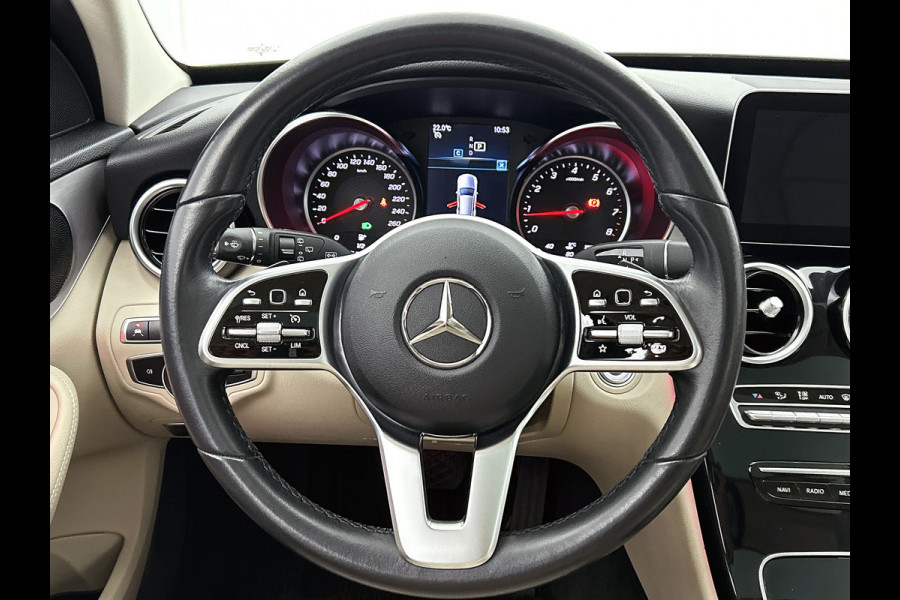 Mercedes-Benz C-Klasse Estate 180 Business Solution Avantgarde | Panoramadak | Multi spaaks lichtmetalen velgen | Navigatie | Parking support | Inclusief 24 maanden MB Certified garantie voor Europa.