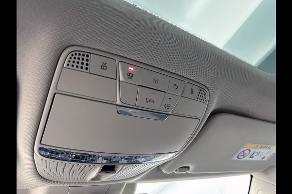 Mercedes-Benz C-Klasse Estate 180 Business Solution Avantgarde | Panoramadak | Multi spaaks lichtmetalen velgen | Navigatie | Parking support | Inclusief 24 maanden MB Certified garantie voor Europa.