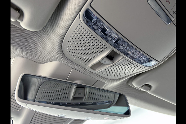 Mercedes-Benz C-Klasse Estate 180 Business Solution Avantgarde | Panoramadak | Multi spaaks lichtmetalen velgen | Navigatie | Parking support | Inclusief 24 maanden MB Certified garantie voor Europa.