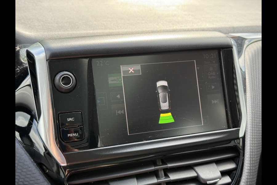 Peugeot 2008 BWJ 2017 | 1.2PT 111PK Blue Lion | TREKHAAK | PANO DAK | AIRCO | NAVI | CRUISE | PDC |