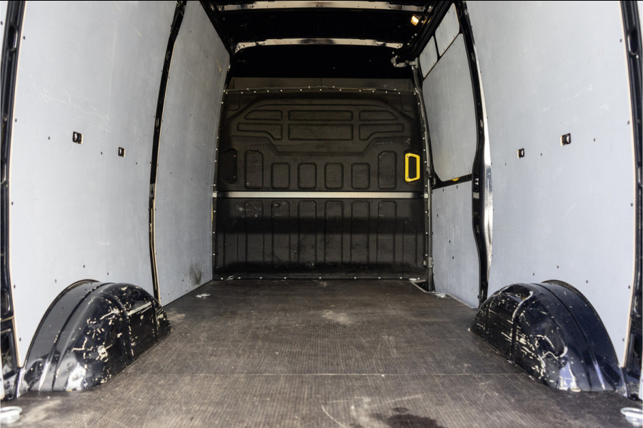 Iveco Daily 35S16V L2H2 | Automaat | Camera | 3.5T Trekgewicht | Climate | Cruise | Euro 6