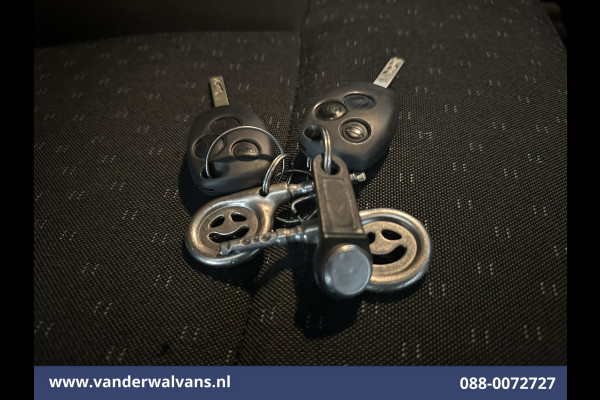 Opel Movano 2.3 CDTI 146pk L2H2 Euro6 Airco | Imperiaal | Trap | Camera | Navigatie | 2500kg Trekhaak Cruisecontrol, Parkeersensoren, Bijrijdersbank