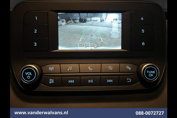 Ford Transit 2.0 TDCI L2H2 Euro6 # Airco | Camera | LED | Cruisecontrol | Parkeersensoren | Verwarmde voorruit Bijrijdersbank, 2450kg trekvermogen