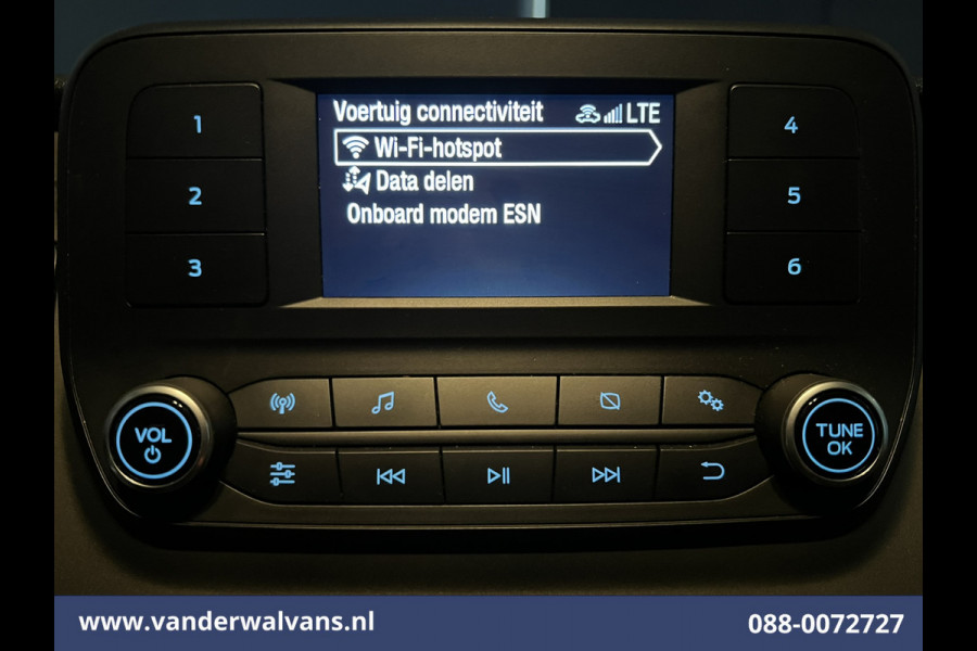Ford Transit 2.0 TDCI L2H2 Euro6 # Airco | Camera | LED | Cruisecontrol | Parkeersensoren | Verwarmde voorruit Bijrijdersbank, 2450kg trekvermogen