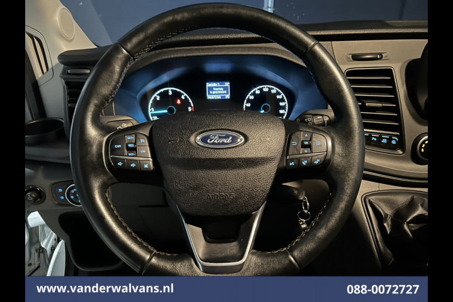 Ford Transit 2.0 TDCI L2H2 Euro6 # Airco | Camera | LED | Cruisecontrol | Parkeersensoren | Verwarmde voorruit Bijrijdersbank, 2450kg trekvermogen