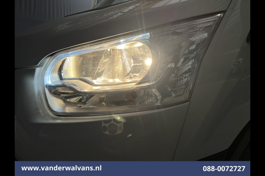 Ford Transit 2.0 TDCI 130pk L3H2 Euro6 # Airco | Navigatie | Stoelverwarming | Camera | Apple Carplay | Android Auto LED, cruisecontrol, parkeersensoren, verwarmde voorruit, 2500kg trekvermogen