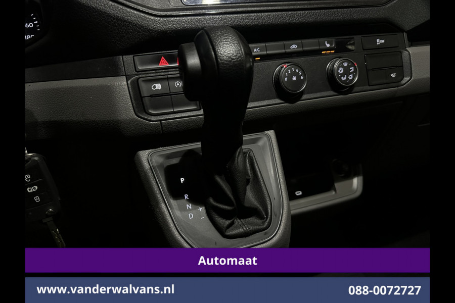 Volkswagen Crafter 2.0 TDI 140 pk Automaat L4H3 L3H2 Euro6 Airco | Camera | Apple Carplay Android Auto, Chauffeursstoel, Stoelverwarming, 3000kg Trekhaak