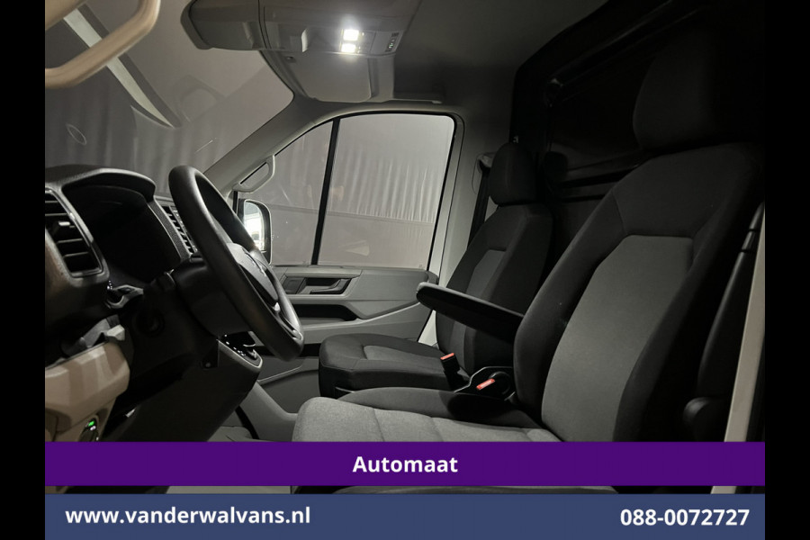 Volkswagen Crafter 2.0 TDI 140 pk Automaat L4H3 L3H2 Euro6 Airco | Camera | Apple Carplay Android Auto, Chauffeursstoel, Stoelverwarming, 3000kg Trekhaak