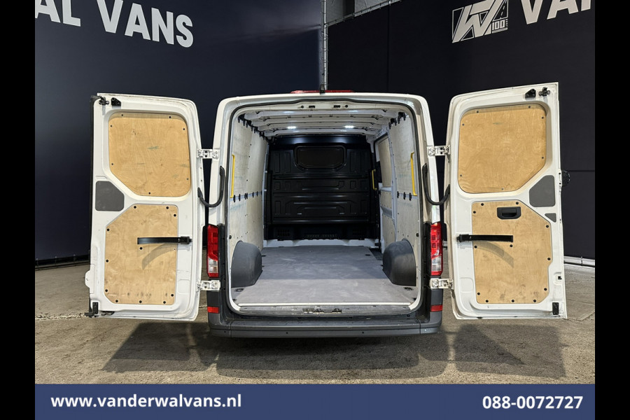 Volkswagen Crafter 2.0 TDI L3H2 L2H1 Euro6 Airco | Camera | Apple Carplay | Android Auto | Parkeersensoren Bijrijdersbank