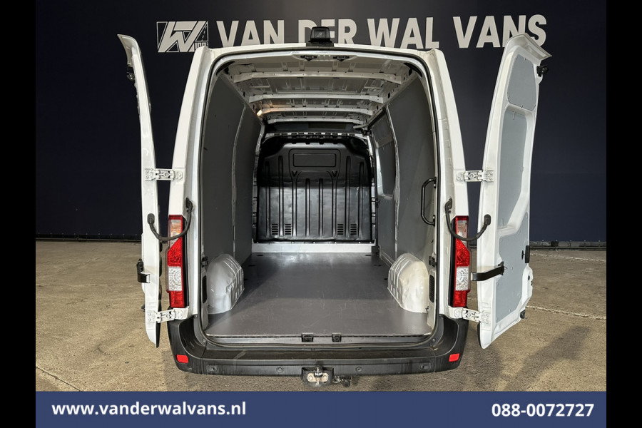 Opel Movano 2.3 Turbo 150pk L2H2 Euro6 Airco | Leder | 2500kg Trekhaak | Navigatie | Camera cruisecontrol, parkeersensoren, LED, bijrijdersbank