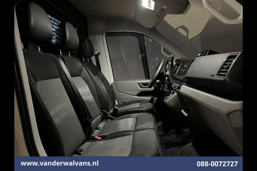 Volkswagen Crafter 2.0 TDI 140 pk L4H3 L3H2 Euro6 ** Airco | 3000kg trekhaak | Cruisecontrol | Parkeersensoren Bijrijdersbank