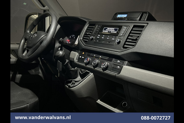 Volkswagen Crafter 2.0 TDI 140 pk L4H3 L3H2 Euro6 ** Airco | 3000kg trekhaak | Cruisecontrol | Parkeersensoren Bijrijdersbank