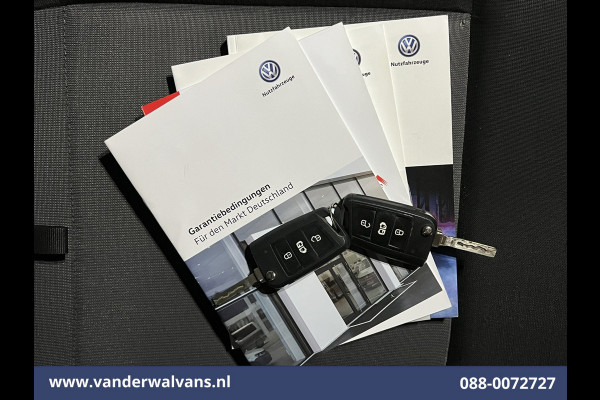 Volkswagen Crafter 2.0 TDI 140 pk L4H3 L3H2 Euro6 ** Airco | 3000kg trekhaak | Cruisecontrol | Parkeersensoren Bijrijdersbank