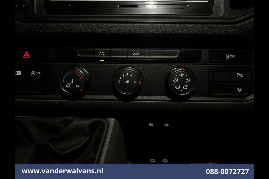 Volkswagen Crafter 2.0 TDI 140pk L3H3 L2H2 Euro6 Airco | Camera | Apple Carplay | Android Auto Parkeersensoren, Bijrijdersbank