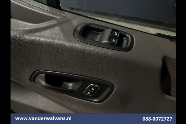 Ford Transit 2.0 TDCI 131pk L3H2 Euro6 Airco | Camera | Navigatie | Apple Carplay | Cruisecontrol Stoelverwarming, Verwarmde voorruit, Parkeersensoren, Bijrijdersbank, 2500kg trekvermogen
