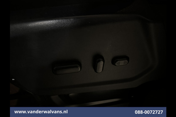 Ford Transit 2.0 TDCI 131pk L3H2 Euro6 ** Airco | Camera | Navigatie | Apple Carplay | Cruisecontrol Android Auto, Verwarmde voorruit, Stoelverwarming, Parkeersensoren, Bijrijdersbank