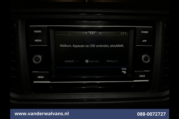 Volkswagen Crafter 2.0 TDI 141pk L3H3 L2H2 Euro6 Airco | Camera | Apple Carplay | Cruisecontrol Android Auto, Chauffeursstoel, Parkeersensoren, Bijrijdersbank, 3000kg trekvermogen, zilver