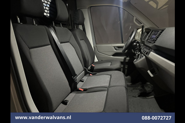Volkswagen Crafter 2.0 TDI 141pk L3H3 L2H2 Euro6 Airco | Navigatie | Apple Carplay | Cruisecontrol Android Auto, Bijrijdersbank, 3000kg trekvermogen, zilver