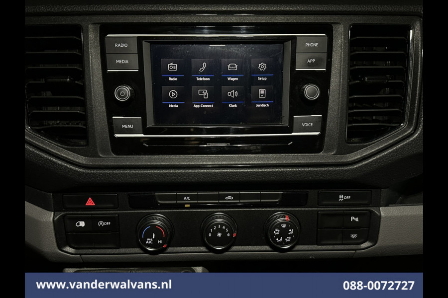 Volkswagen Crafter 2.0 TDI 140 pk L3H3 L2H2 Euro6 Airco | Camera | Cruisecontrol | Apple Carplay Android Auto, Chauffeursstoel, Parkeersensoren, Bijrijdersbank, 3000kg Trekvermogen, zilver