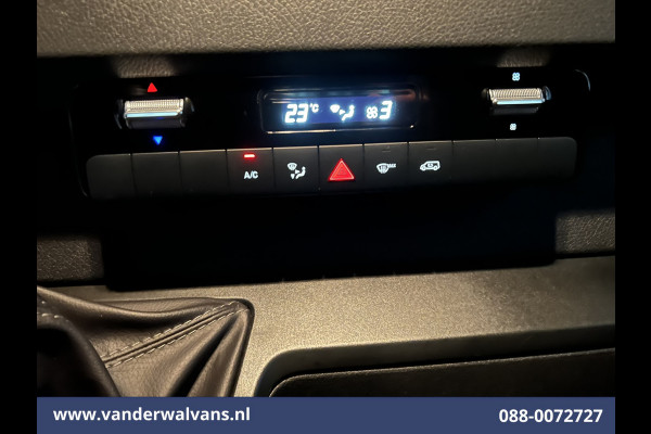 Mercedes-Benz Sprinter 315 CDI 150pk L2H2 Achterwielaandrijving Euro6 Airco | Camera | Apple Carplay | Android Auto Bijrijdersbank