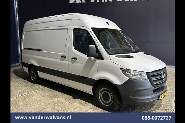 Mercedes-Benz Sprinter 315 CDI 150pk L2H2 Achterwielaandrijving Euro6 Airco | Camera | Apple Carplay | Android Auto Bijrijdersbank